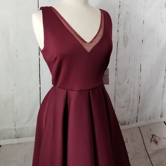 KALANI HILLIKER for Alyce V-Neck Dress w/Pockets - Picture 2 of 8